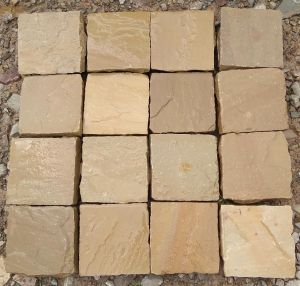 Buff Sandstone Cobbles