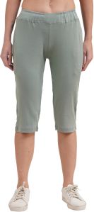 women capri