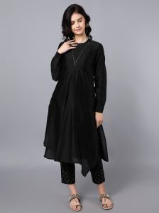 Asymmetric kurta with pencil pants