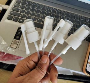 Plastic 24mm Long Beak Pump