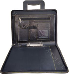 File Folder with Handle
