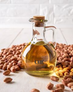 Cold Pressed Groundnut Oil