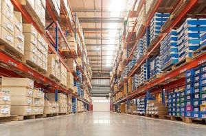 goods warehousing services