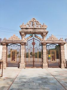 sandstone carving gate