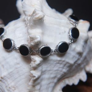 Classic Black Stone Silver Loose Bracelet