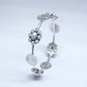 Pearl Studded Silver Ginni Bangle