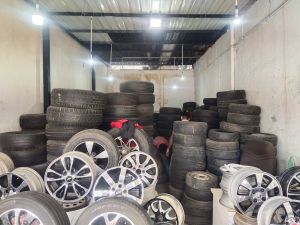 Used second hand car tyres