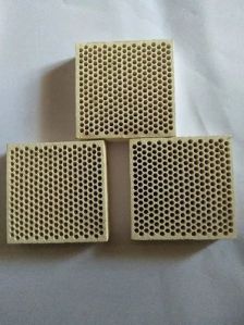 50x50x15mm Square Ceramic Foundry Filter