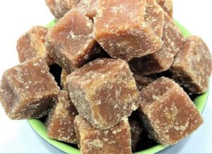 Natural Saunf Jaggery Cubes