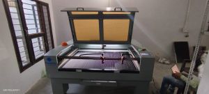 Co2 Laser Cutting & Engraving Machine for Printing Shop