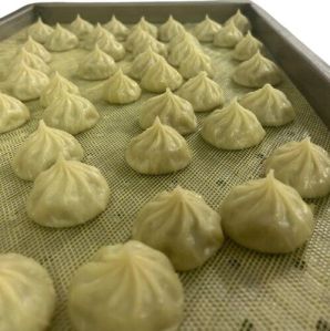 chicken momos