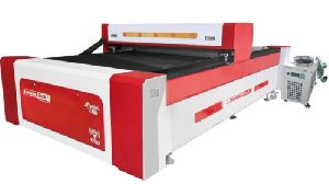 CO2 Laser Cutting Machine