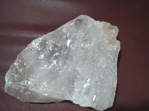 Rough Natural Crystal White Quartz Stone