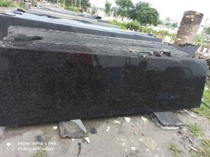 R Black Granite Slab