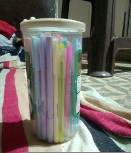 50 pen packing plastic jar