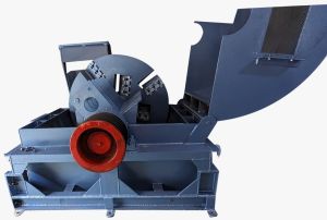 Heavy Duty Sawdust Chipping Machine, 50 HP Motor, 3 Phase Power, 2 Ton/hr Capacity, 3mm Chip Size