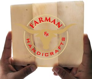 Buffalo Horn Plate Milk White
