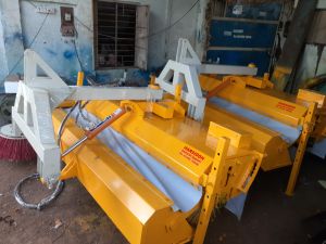 Tractor Mounted Road Sweeper Machine