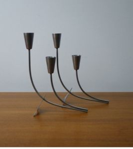 IRON CANDLE HOLDER SET OF 2