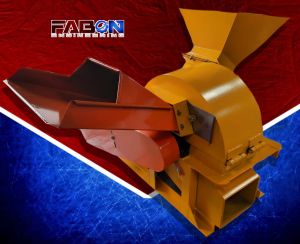 200-400 Kg/HR Wood Shredder Machine