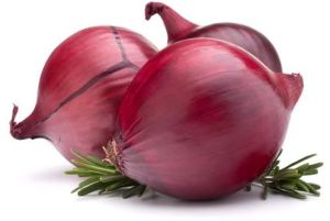 Fresh Medium Size Red Onion