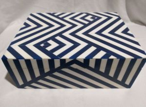 7 x 5 x 2.5 Inch MDF Resin Box