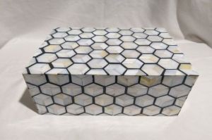 8 x 10 x 3 Inch MDF MOP Resin Box