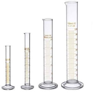 borosilicate glass measuring cylinder