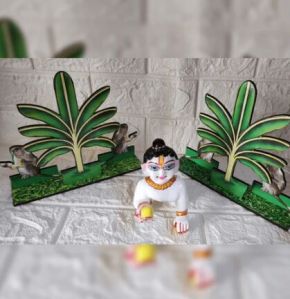 Laddu Gopal Hindola Tree Statue with Monkey