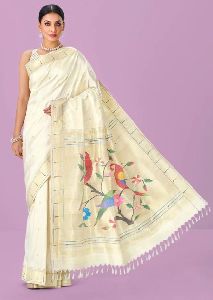 Cream Handloom Paithani Silk Saree With Coin Buttas