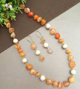 Glass Beads Multishade Mala With Earring