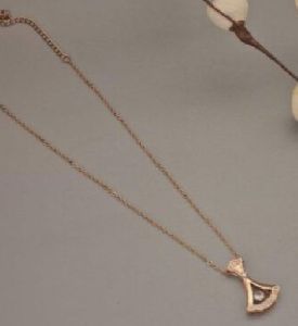 Zevarly Aarya RoseGold Diamond Pendant
