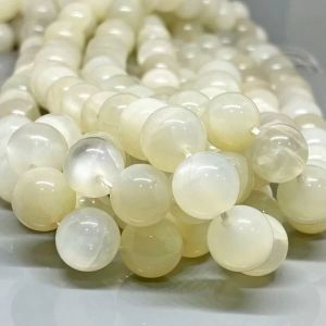 NATURAL WHITE MOONSTONE SMOOTH ROUND GEMSTONE BEADS STRAND