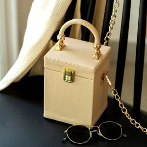 Scooter Ivory Colour Woman Box Bags