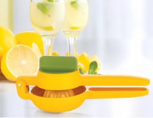 Plastic Hand Press Juicer