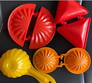 PLASTIC MOULD SAMOSA MAKER