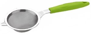 SS TEA STRAINER WITH PLASTIC HANDLE