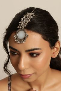 Oxidized Silver Mirror Round Shape With Ghunghru Chain Maangtikka For Women