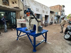 7 Feet Stone Cutting Machine