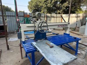 7 Feet Stone Cutting Machine