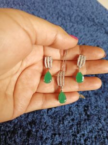 Silver Green Stone Necklace Set