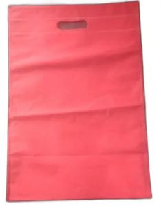 Red Non Woven D Cut Bags