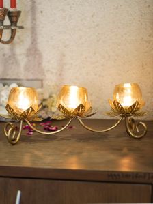 Tripod 3 Lotus Tealight Candle holder