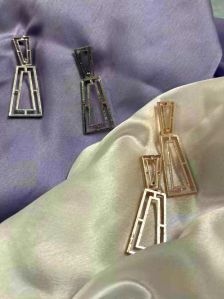 Gold plated geometrical earring