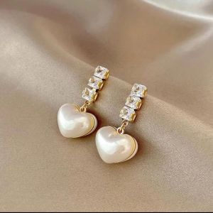 JJK14 Ladies Heart Shaped Pearl Stone Earrings