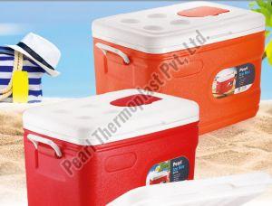 Plastic Insulated Ice Box 31 Ltrs