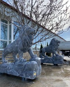 Marble Black Lion Statue