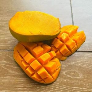 Fresh Langra Mango