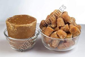 Natural Jaggery