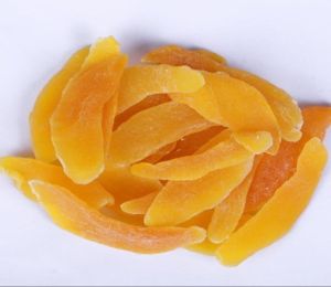 dried mango slice